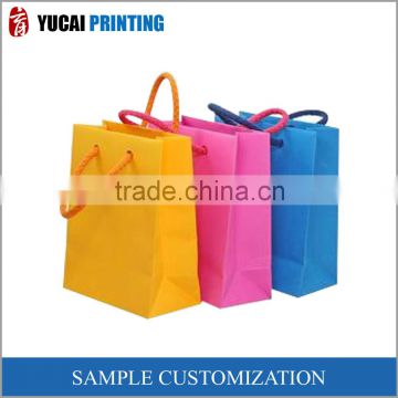 Bright color art paper packaging bag