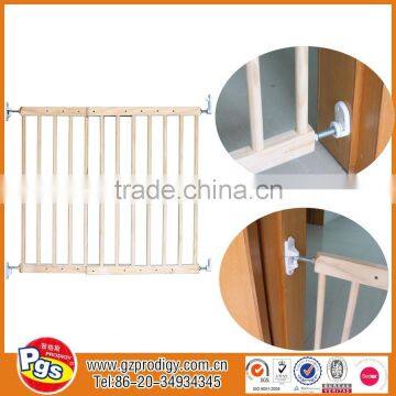 baby safety gate in wood / child safety wood gate / baby safety door gate