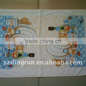 100%cotton Compressed Plain Dyed Hand Towel With Embroidery for Kids