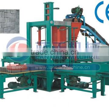 China manufacturer Professional design road tiles brick machine paving brick machine