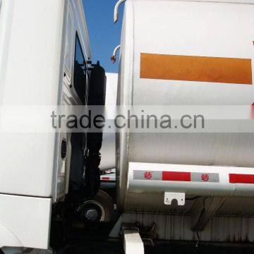 HOWO Chinese Sinotruk New 10wheels Oil Tank Truck 20L Sinotruk photo-3