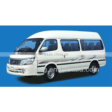 China minibus with power engine low fuel consumption