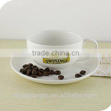 2017 Trending Products Custom Logo White Porcelain Coffee Sets