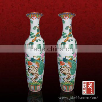 Jingdezhen tall slim hand painted peacock pattern porcelain vase