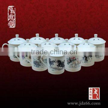 Factory custom design high quality hand painted custom ceramic cup with spoon