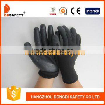 DDSAFETY 2017 Hot Selling Cheapest Working Gloves Black Nitrile Glove