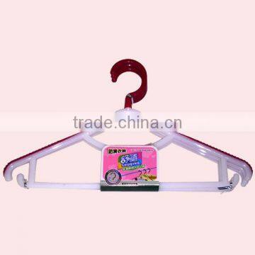 3Pcs Plastic Coat Hangers