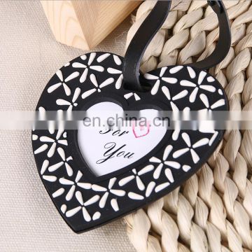 heart-shaped wedding gifts plastic luggage tag