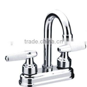 4" Short Body Mixer Bathtub Faucet photo-5
