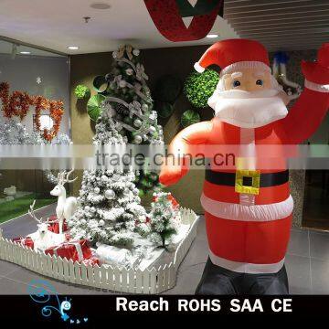 Inflatable Santa Claus decoration to add atmosphere for shopping malls