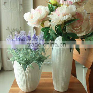 white flower petal unique shape ceramic vase for home deco