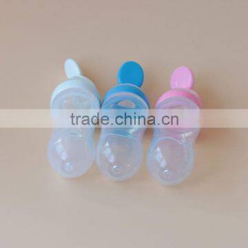 hot selling lovely baby paste spoon customized packing