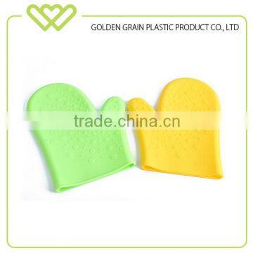 kitchen BBQ silicone heat resistant gloves