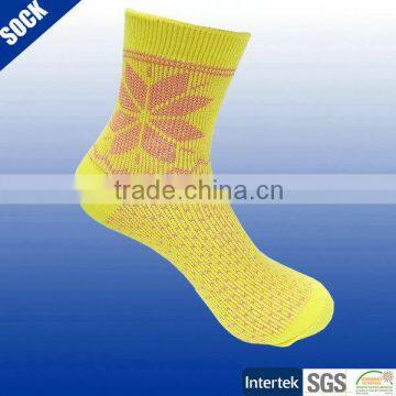 Polyester ladies stylish socks