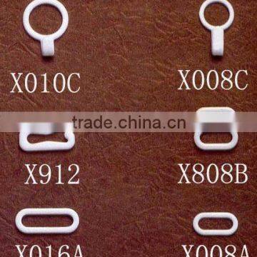 Underwear nylon coated metal clasp