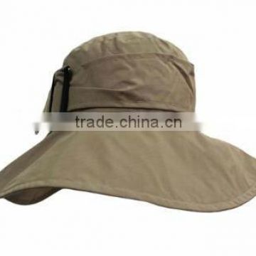 Beige Bucket Style Wide Brim Rain Hat With Buckle