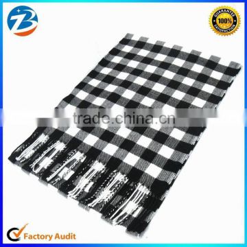 Wholesale Classical Black With White Plaid Men's Warm Tassels Scarf Shawls