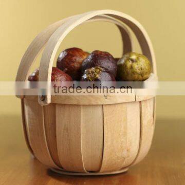 Natural Wood Chip Apple Basket