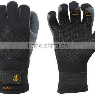 top quality diving neoprene gloves by MYLE factory