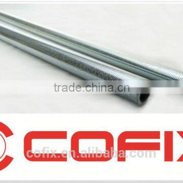 Hollow threaded pipe