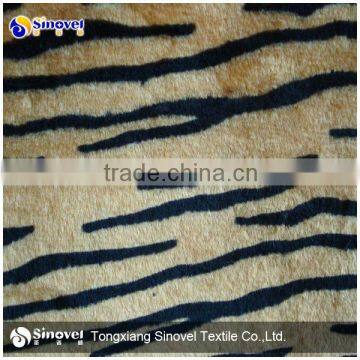 Animal printed microfiber fabric for blanket