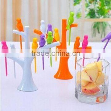 New Style Rainbow Colors Cute Bird Plastic Fruit Fork Set photo-3
