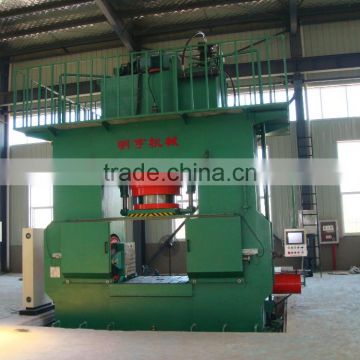 Tee forming machine