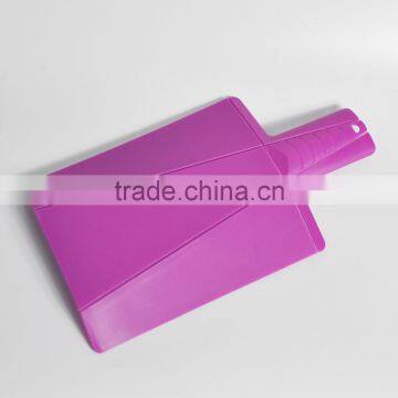 Factory Direct Plastic Folding Chopping Board With Customized Color photo-2