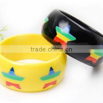 Attractive star pattern bangles designs resin jewelry in bulk