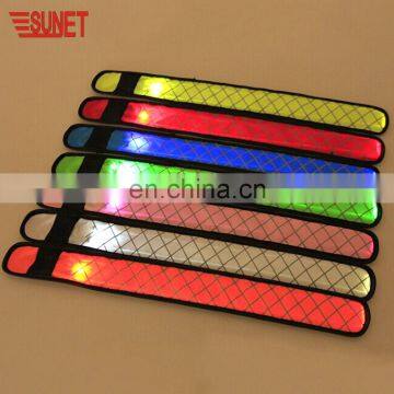 High Quality Plastic Blinking Glow In Dark Slap Bracelet