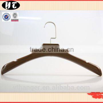 high-end vintage imitation wooden finish plastic hanger                        
                                                                                Supplier's Choice