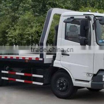 Powerful Dongfeng 4x2 wrecker truck