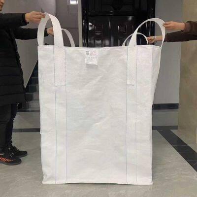 Ton Bag for Construction Materials With Reinforced Bottom and Side Panels