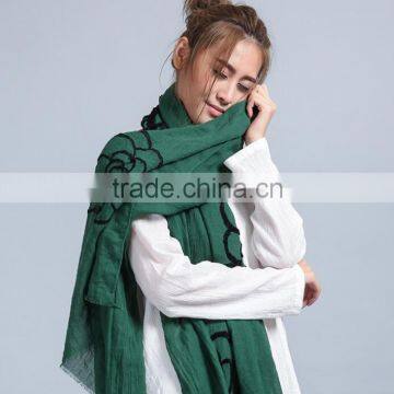 Korean Ladies Fashion Rose Flower Embroidery Shawls and Wraps Wholesale