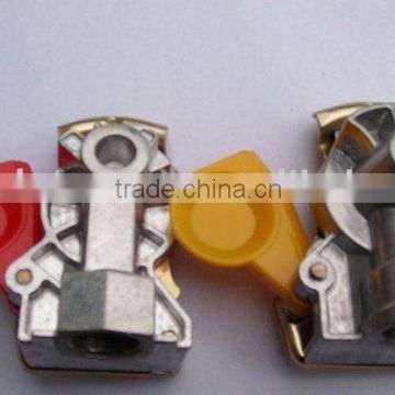 trailer air coupling