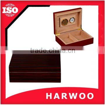 Good quality and fancy portable humidor