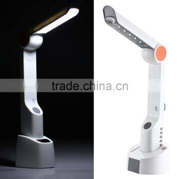 Solar Power/Hand Crank/Adapter LED Desk Light Charger for Mobile Phone with AM/FM Radio Blink Siren FunctionTable Lamp