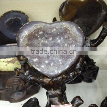 Natural Agate Geode Heart Shaped Stone Crystal Ornaments