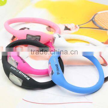 2013 waterproof silicone wristband Korean fashion watch