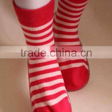 Rubber sole baby striped jacquard sock shoes