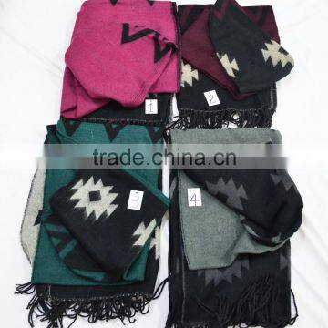 2017 Winter the Latest Knitted Acrylic Lady New Stole With Cap photo-2