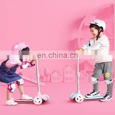 Factory Direct Sale Low Price Kids Kids New Mini 3 Three Wheel Wheels With LED Light Push Kick Kick Electric Scooter photo-4