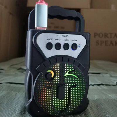 HF 285 New Design Wireless Speakers With RGB Lights Hand-held Portable 3inch Small Stereo Little Cute Face Speaker photo-6
