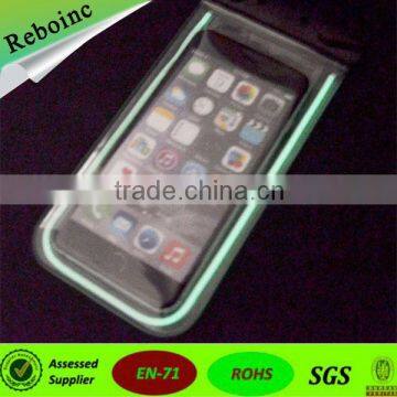 Dry Bag Pvc Material Mobile Phone Waterproof Bag With Earphone Jack for IPhone Fishing Rafting Swimming photo-5