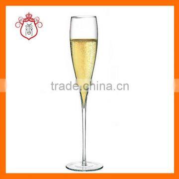 Hand blown champagne flutes ,cheap glass