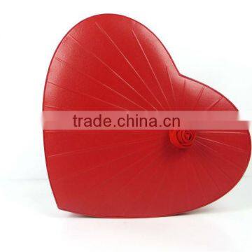 heart shape chocolate box