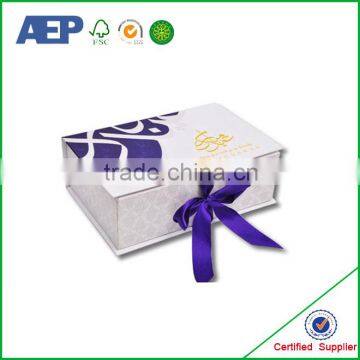 Custom printed Recycleable paper black box packing with lid