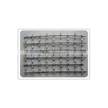 Crimped wire mesh