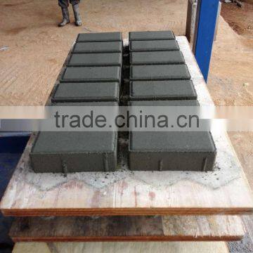 QT4-15 Concrete Block Making Machine Price in India photo-3