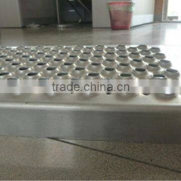 20*14 AL perforated antiskid plate